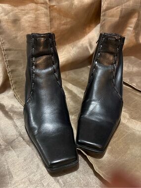 Franco Sarto Black Leather Women’s Chukka Boots